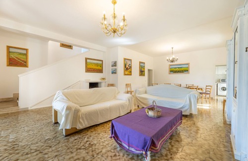 Il Monte Villa | Country villa with private pool,tennis court five minutes from the sea