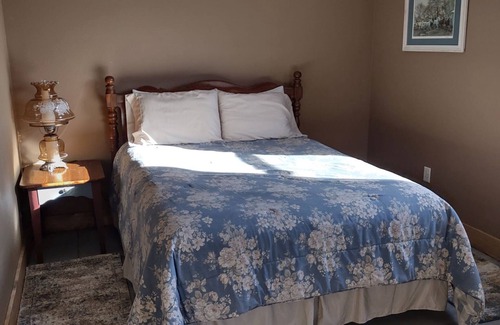 Fremont County House | +Country/western home, 35 minutes from Omaha, NE