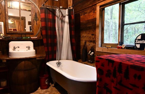 Glen Rose Hotel | Country Woods Inn