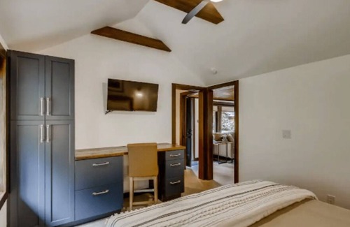 Idaho Springs Cabin | Countryrock Modern Small Cabin near the creek