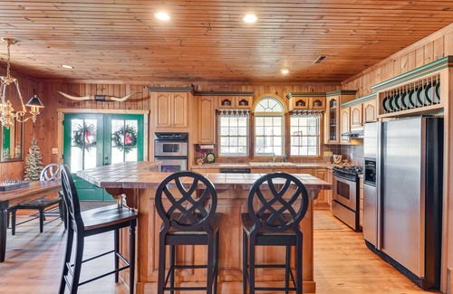 North Carolina Piedmont Cabin | Countryside Cabin Rental ~ 10 Mi to Wadesboro!
