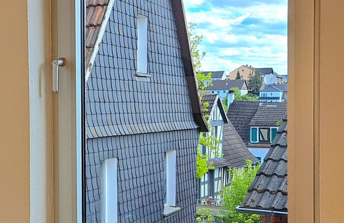 Kilianstadten Apartment | Countryside Charm & Art | 30 Min to Frankfurt Fair
