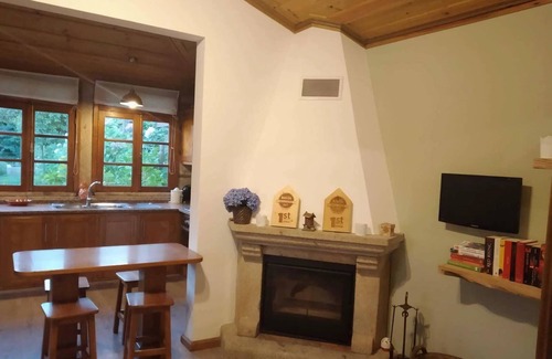 Gondufe Cottage | Countryside Cottage with Private Terrace