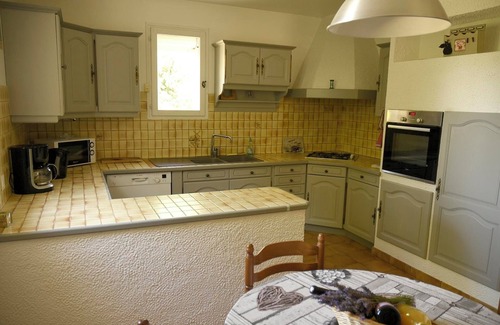 Venterol Villa | Countryside house located in an olive grove, very quiet, wonderful scenery