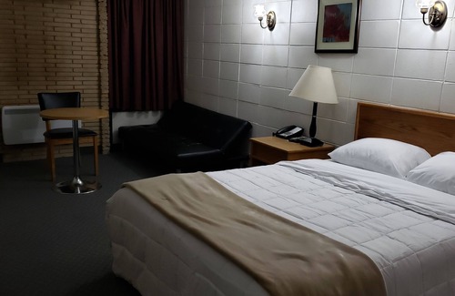 Virden Hotel | Countryside Inn Motel