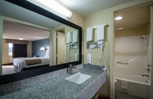 Kaufman Hotel | Countryside Inn
