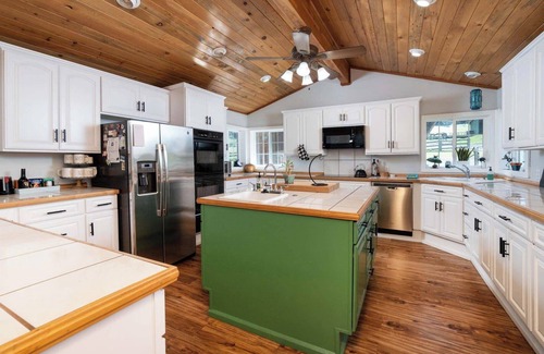 Kimberly Other | Countryside Retreat: Chef's Kitchen, Huge Yard, BBQ and So Many Stars!