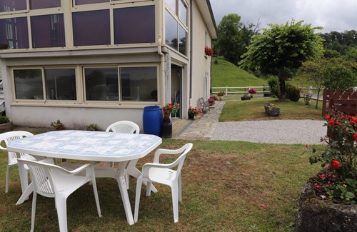 Drugeac Cottage | Countryside Retreat: Charming Cottage Near Salers with Garden, Wi-Fi, and Pet-Friendly