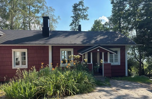 Hollola House | Countryside Retreat: A remodeled 1800’s artist cottage on the lake