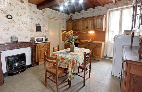 Saint-Heand Cottage | Countryside Retreat: Cozy 1BR Cottage, Farm Visit, Private Garden, Near Saint-Etienne