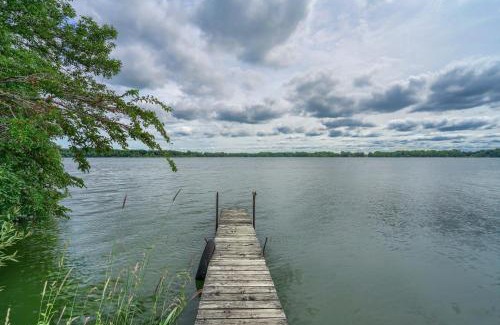 Cokato House | Countryside Retreat on Cokato Lake with Indoor Sauna