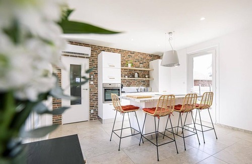 Saulcet Cottage | Countryside Retreat with Spa, Terrace & Scenic Trails