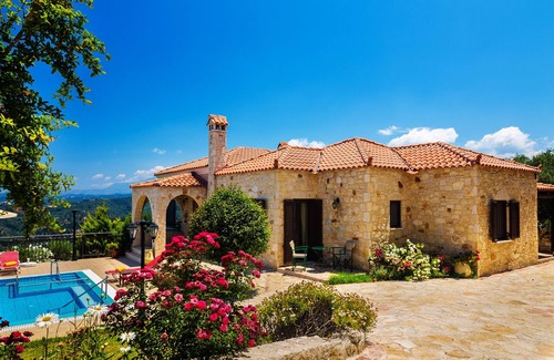 Polemarchi Villa | Countryside Villa with wonderful Mountain and Sea view