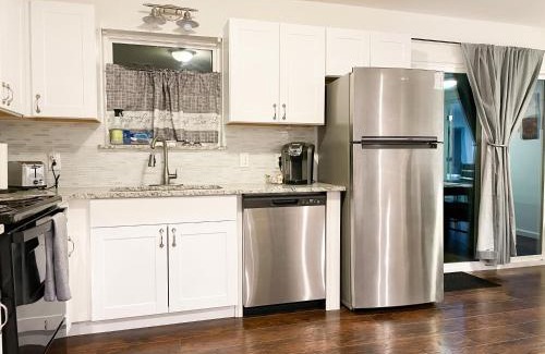 Keller House | County Chic Pets Ok Tx Motor Speedway Nearby By Vacation Your Way