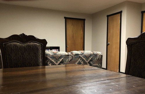 Ahsahka House | COUNTY LINE MOUNTAIN LODGE