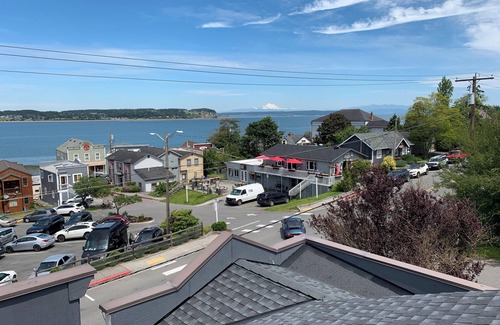 Adelma Beach Apartment | Coupeville Coveland Suite #4