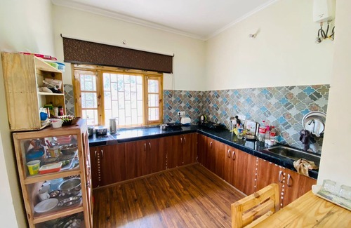 Kasiyalekh Cottage | Couple and family friendly