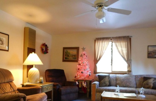 Bayfield Cabin | Couple Retreat on Lake Vallecito