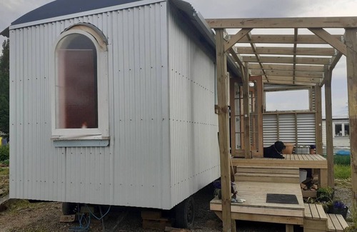 Ohai Cottage | Couple's Hideaway: Character Shepherd's Hut. Pet friendly.