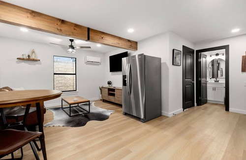 Canyon Lake Apartment | Couple's Lake House - pet friendly - kayaks & SUP boards