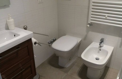 Pineta Apartment | Couple stay downtown
