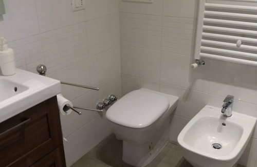 Pineta Apartment | Couple stay downtown
