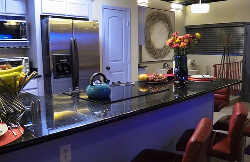 Saint Roch House | Couples Getaway