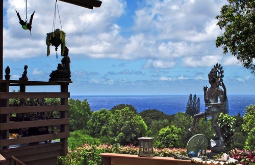 Hana Apartment | Couples & Honeymooners. Privacy & Romance! 7 Sacred Pools