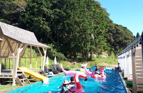 Isumi RV Rental | Couples Private shower and toilet breakfast b/Isumi City Chiba
