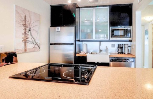 New Smyrna Beach Condo | Couples Retreat at Colony Beach Club