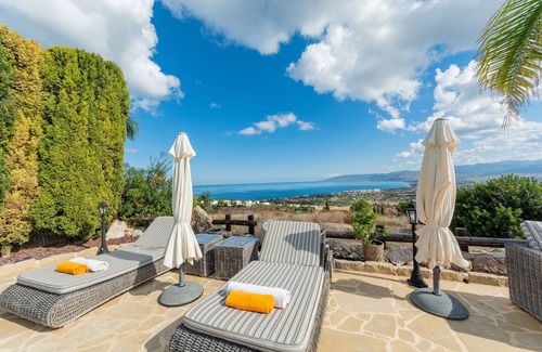 Latchi Cottage | Couples Retreat - a villa that sleeps 4 guests in 2 bedrooms