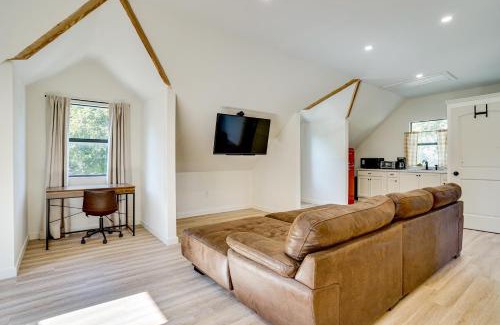 Weatherford Apartment | Couples Retreat on Farm 6 Mi to Dwtn Weatherford!