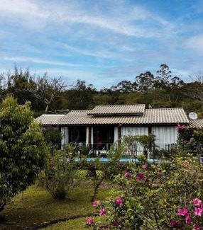 Imarui House | Couples' Retreat with Pool and Hot Tub