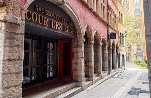 Old Lyon Hotel | Cour des Loges Lyon, A Radisson Collection Hotel