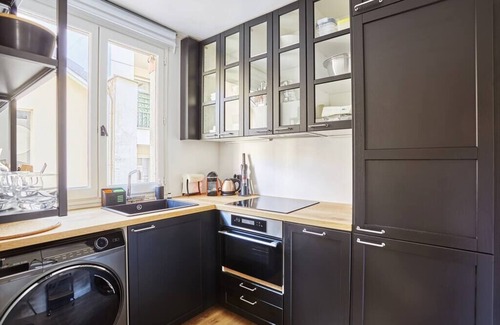 Gambetta Apartment | Courbevoie : Superbe Appartement 2BR/6P