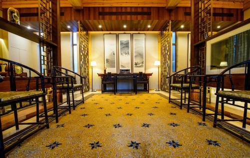 Dongcheng Hotel | Cours Et Pavillons