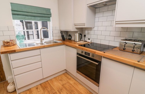 Ripon Cottage | COURT COTTAGE, pet friendly, character holiday cottage in Ripon