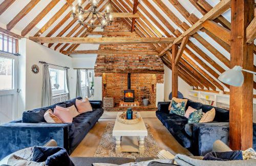 Warbleton House | Court Lodge Oast