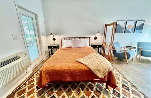 Smithville Apartment | Court Yard Studio Smithville
