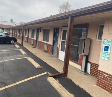 Urbana Hotel | COURTESY MOTEL