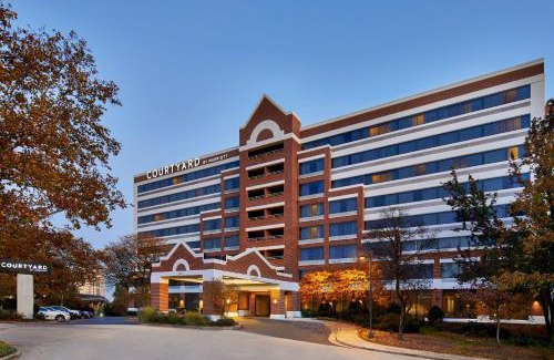 Jefferson Manor Hotel | Courtyard Alexandria Old Town/Southwest