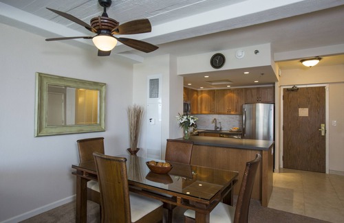Kaanapali Condo | Courtyard and views of Black Rock - Newly remodeled