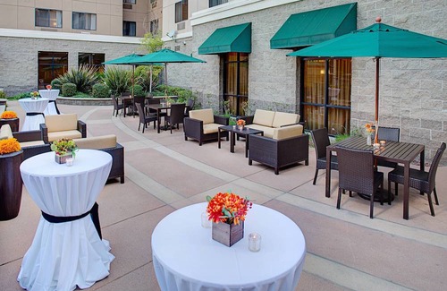 Southeastern Sacramento Hotel | Courtyard by Marriott Sacramento Midtown