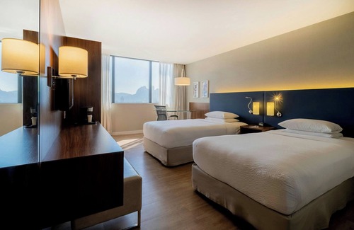 Jacarepagua Hotel | Courtyard by Marriott Rio De Janeiro Barra da Tijuca