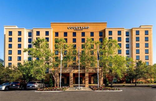 Billerica Hotel | Courtyard by Marriott Boston Billerica Bedford
