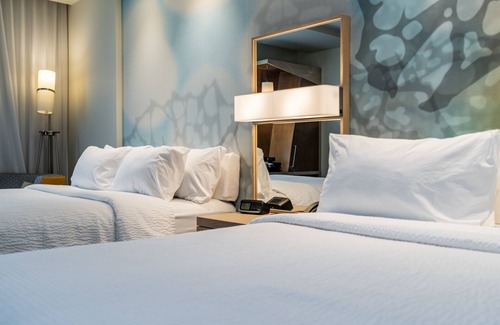Burlington Hotel | Courtyard by Marriott Burlington