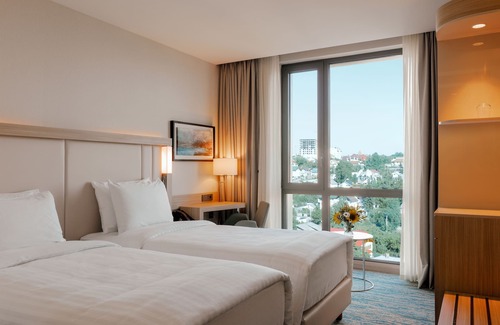 Chisinau Hotel | Courtyard by Marriott Chisinau