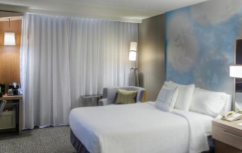 Irving Hotel | Courtyard by Marriott Dallas DFW Airport North/Irving