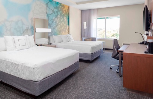 DeLand Hotel | Courtyard by Marriott DeLand Historic Downtown