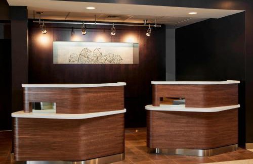Pontiac Hotel | Courtyard by Marriott Detroit Pontiac/Auburn Hills